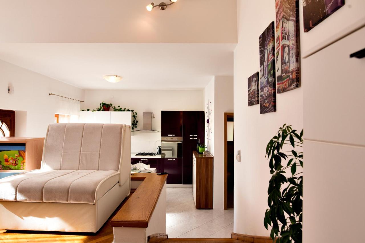 Apartamento Petar Pan Šibenik Exterior foto